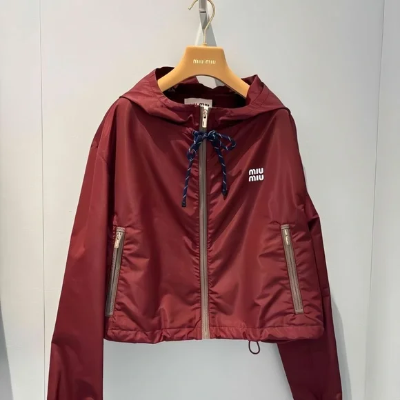 MIUMIU trench coat and shorts, - Picture 3 of 5